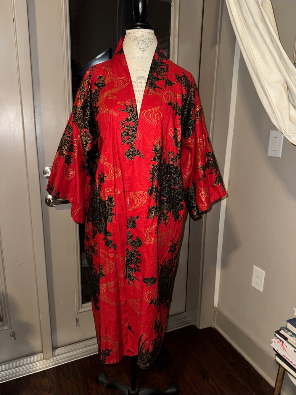 Red Kimono Robe Black Floral Gold Detail Authentic Japanese Adult One Size